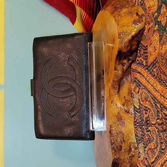 Chanel Vintage Black Caviar Leather Timeless CC French Wallet - Picture 1 of 16
